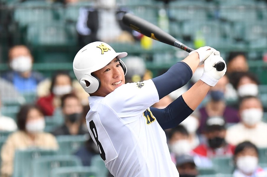 「イチローはなぜドラ1ではなかった?」から考える…2021年ドラフト目玉候補《外野手ベスト3》「巨人・岡本にもなれる」駒大の大砲とは?<Number Web> photograph by Sankei Shimbun