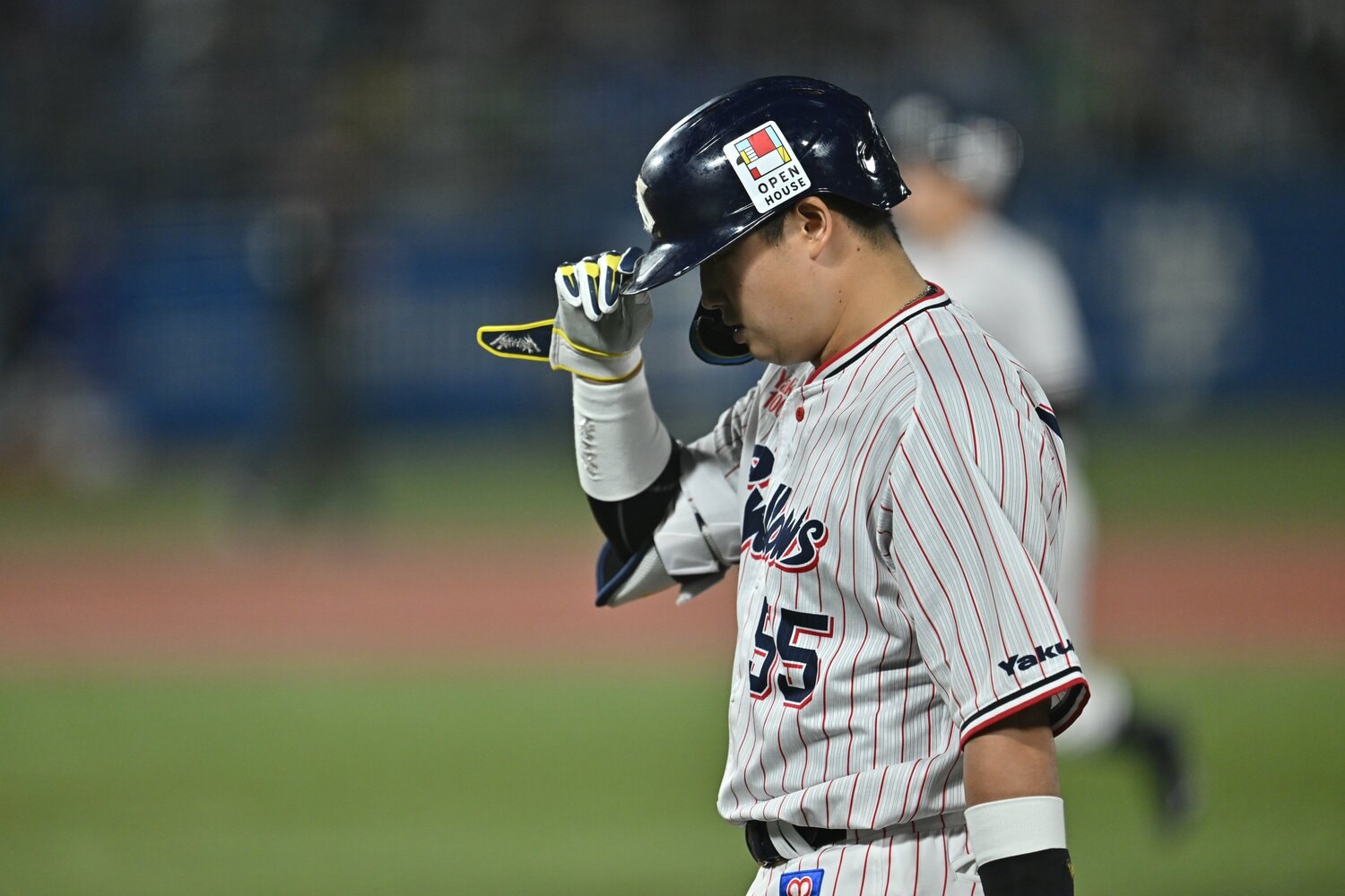 日米球界関係者の注目を集める村上　©Hideki Sugiyama