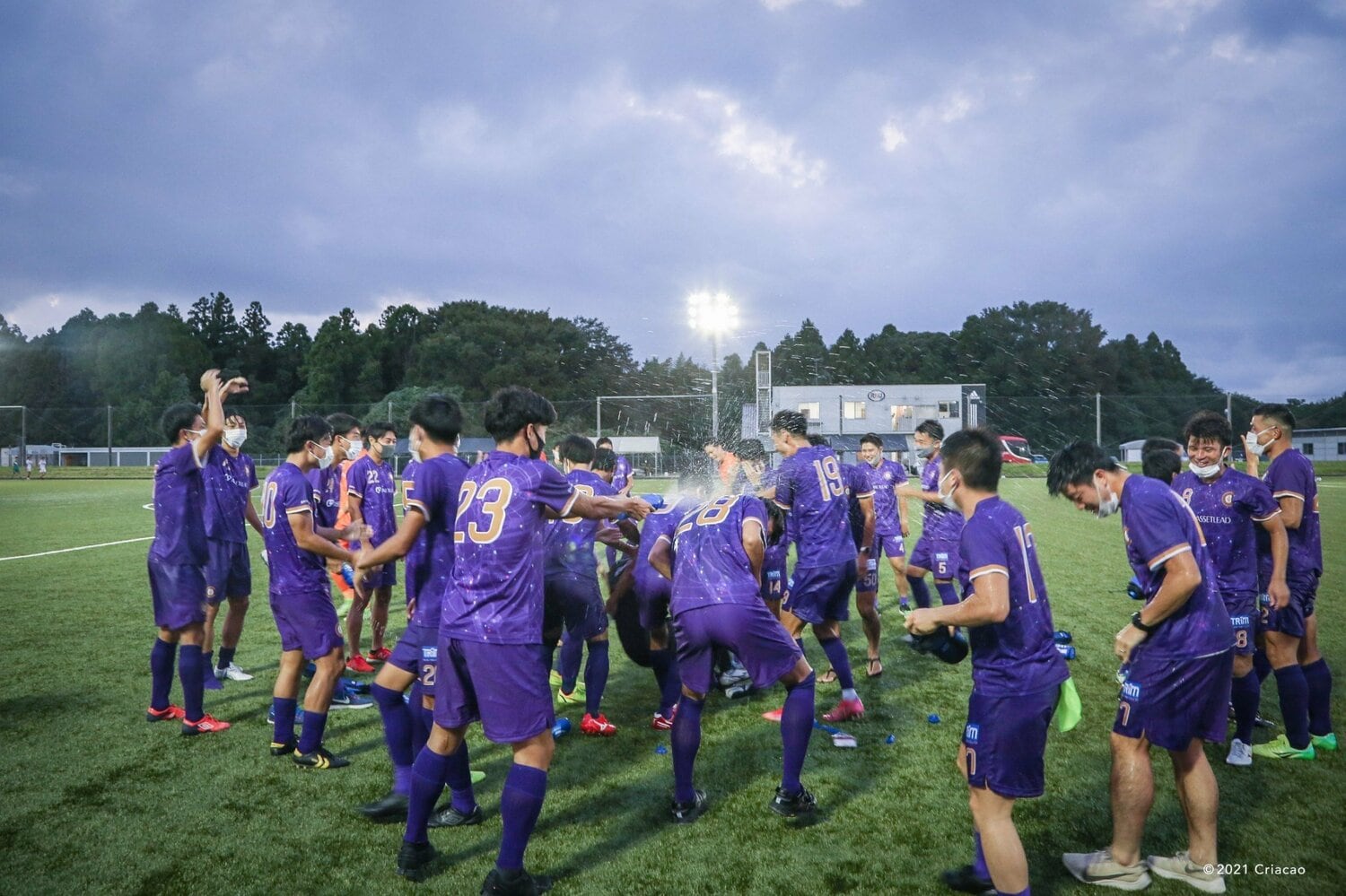 流通経済大学FCに6－0と快勝し、リーグ優勝を決めたクリアソン新宿　©︎Criacao Shinjuku