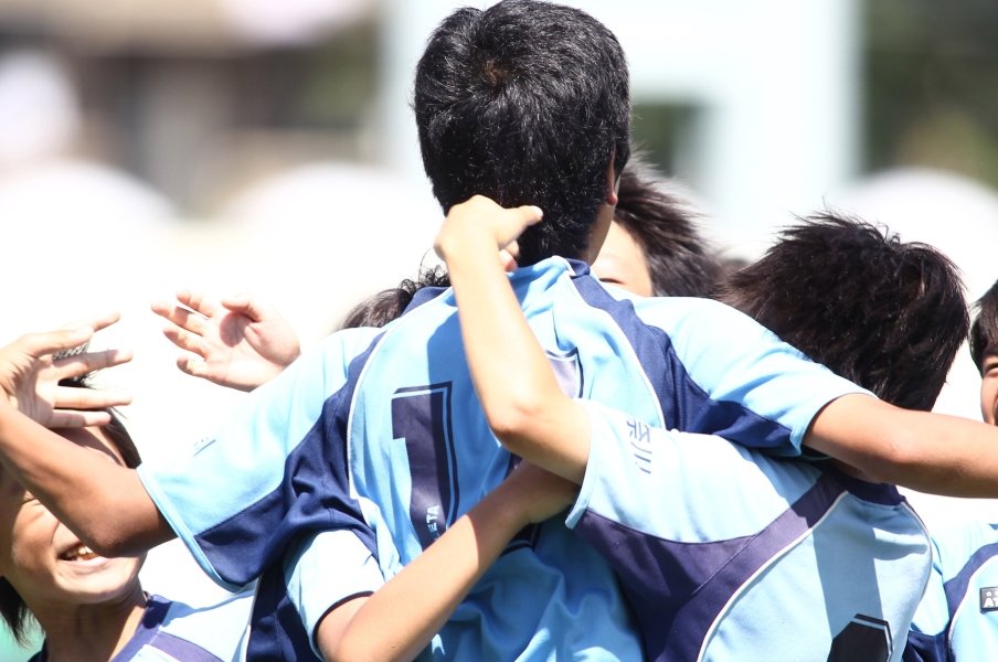 千葉県柏市が地域全体で取り組む新たな少年サッカー指導　子供たちの自主性を刺激し、人間的な成長を促す方法とは？＜Number Web＞ photograph by AFLO