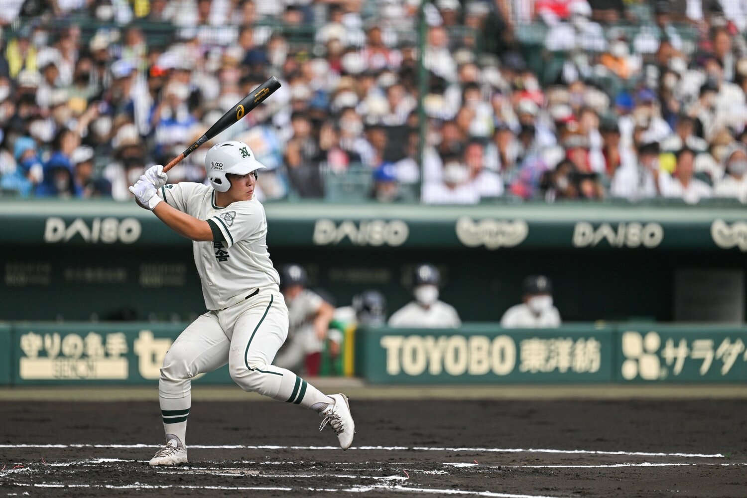 二松学舎大付（東東京）はアシックスのバットを使っていた　©Nanae Suzuki
