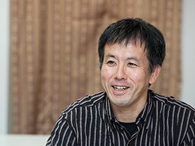 古谷暢基さん　Masaki Furuya
累計1万人が受験する「ダイエット検定」を主催する日本ダイエット健康協会の代表理事。また格闘技ジム「クロスワンジム湘南」などの会長を務める格闘家でもある。著書に同なまけものシリーズの『息するだけダイエット』、『食べるだけダイエット』（共にマガジンハウス）がある。