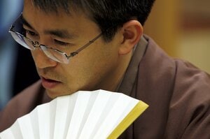 【人気】羽生善治が持つ「ドロドロとした勝負師の目」とは…当事者たちが語る“羽生マジック”の正体「やられたほうはたまったもんじゃない」