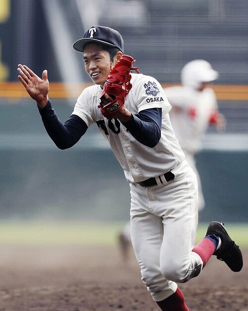 センバツ20本塁打の全バットリスト。根尾昂はバットもグラブも特注品