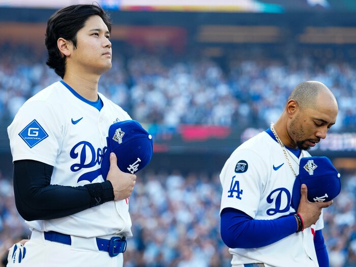 大谷翔平1015億円、山本由伸463億円、年俸42億円スネルでもなく…「賭けをするならね」ベッツ12年566億円こそドジャース“恐るべき投資”の元祖＜Number Web＞ photograph by Daniel Shirey/Getty Images