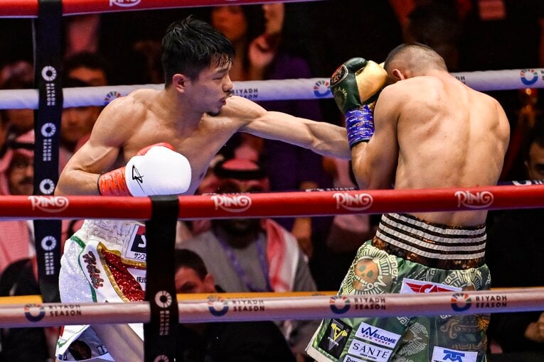 中谷潤人vs.セバスチャン・エルナンデス　©Hiroaki Finito Yamaguchi