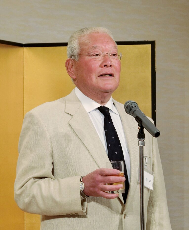 2019年の鈴木啓示。最後の近鉄OB会で会長として挨拶した　©JIJI PRESS
