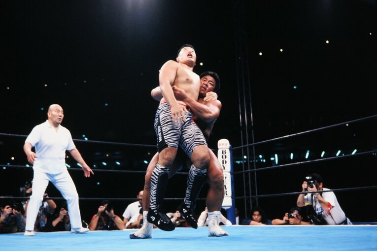 第5試合、長州力vs.安生洋二