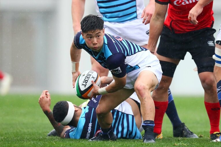 フィットネスレベルが高く、スタミナも十分。将来が短しみな「9番」だ　ⒸNaoki Nishimura/AFLO SPORT