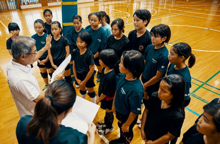 怒ることを禁止されると、声かけの仕方が分からない指導者が多いという（写真はイメージ）©Getty Images