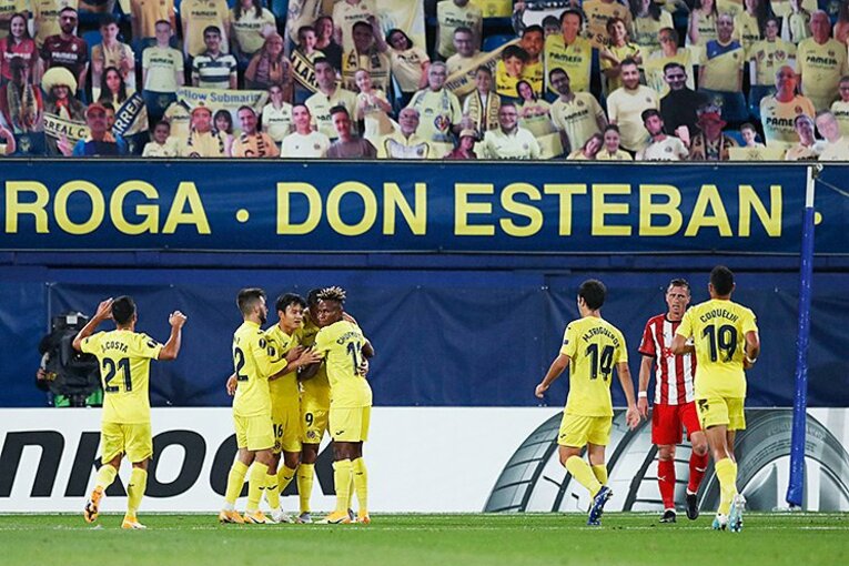 久保建英、EL衝撃デビューを独自写真で見る　日の丸スパイクと今季初得点、エメリ監督の“指摘”(7)