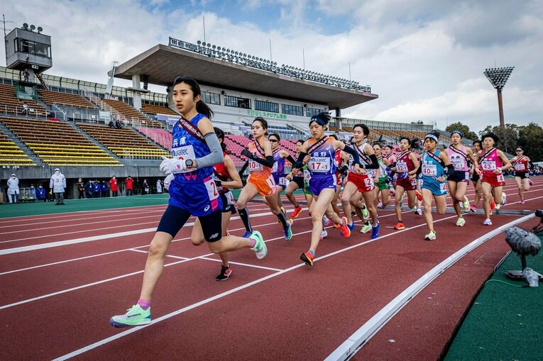 2022年の全国都道府県女子駅伝では兵庫県代表として1区を走った田中希実。今回は2年ぶりの出場となる　©︎AFLO