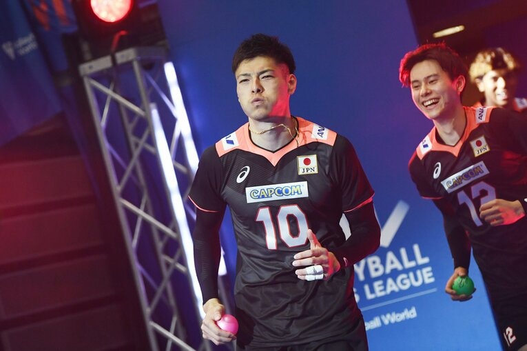 長年、課題とされてきたミドルブロッカー。世界に通用する可能性を秘めた高橋への期待が日に日に高まっている　Itaru Chiba