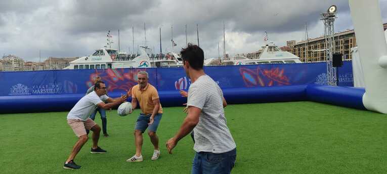 ミニラグビー場もあった　©Hiroaki Sawada