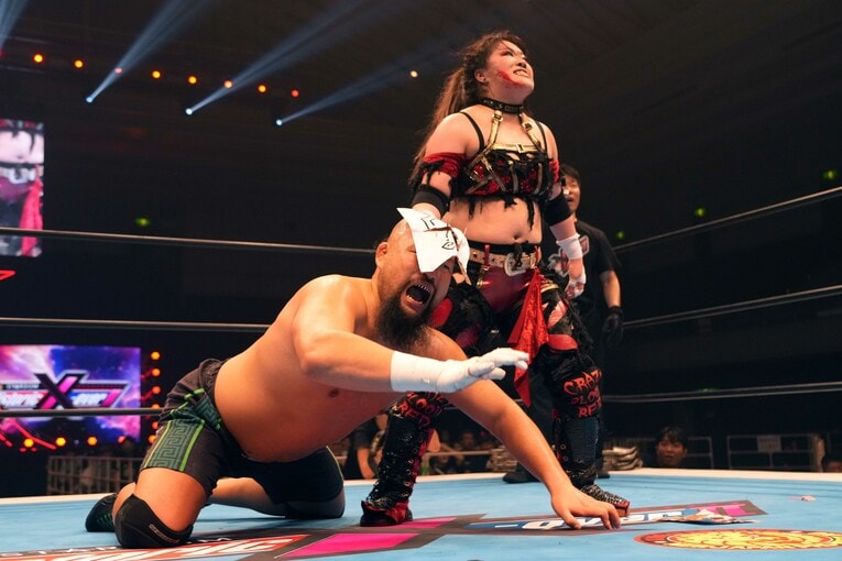 悶絶するオーカーン　©Essei Hara