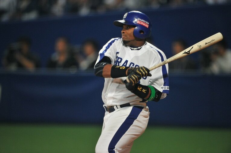 中日時代のブランコ　©Sports Graphic Number
