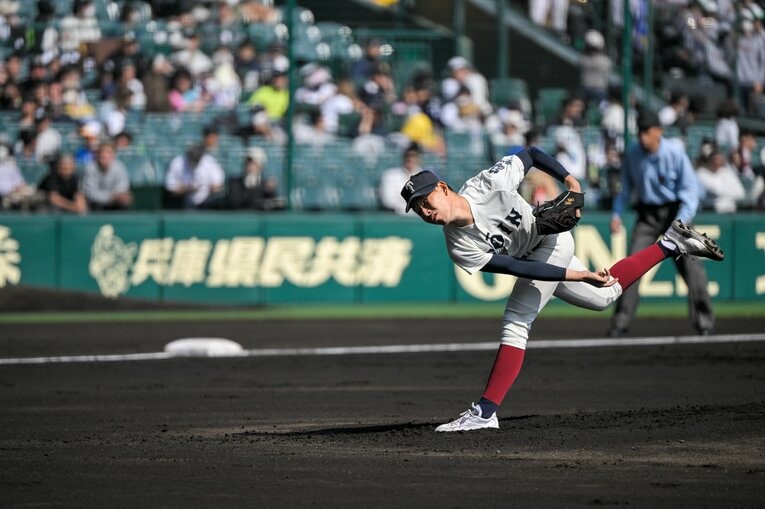 南恒誠（3年生）。大阪桐蔭「右のエース」　©Nanae Suzuki