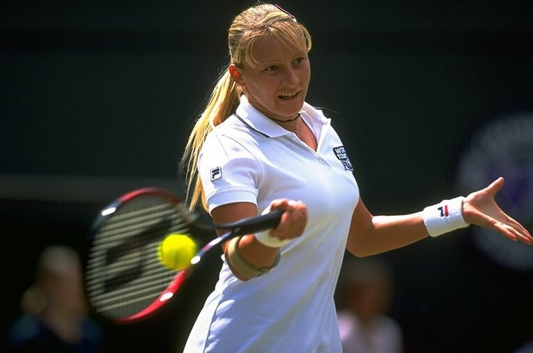 ヒンギスに匹敵する天才少女と謳われたミリヤナ・ルチッチは、ジュニア時代からおよそ10年にわたって父による虐待を受け続けた ／ photograph by Getty Images