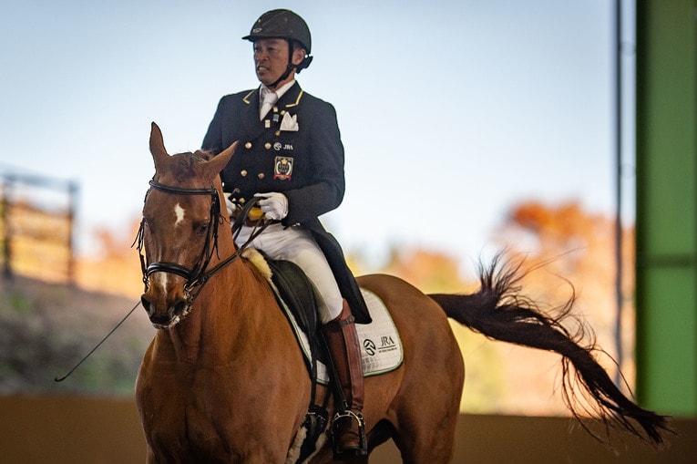北原とホワイミーの演技（引退式にて）