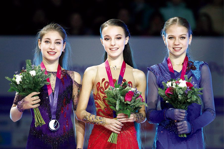 女子は4回転何本が最強か ロシア3人娘が見せた新局面 フィギュアスケート Number Web ナンバー 女子は4回転何本が最強か ロシア3人娘が見せた新局面 フィギュアスケート Number Web ナンバー