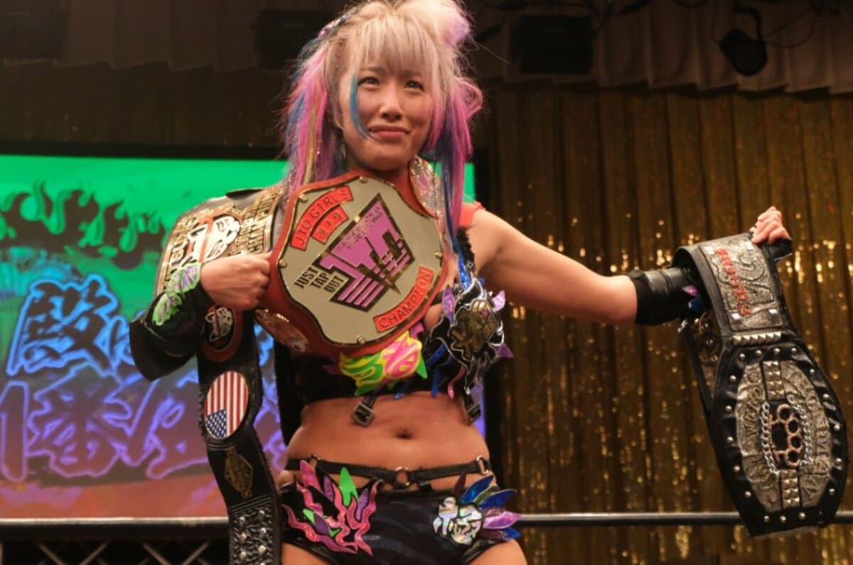 スターダムをクビになって…」人気女子プロレスラーが初告白 ウナギ・サヤカ“超満員の自主興行”に密着して感じた「不思議な風格」 - プロレス -  Number Web - ナンバー