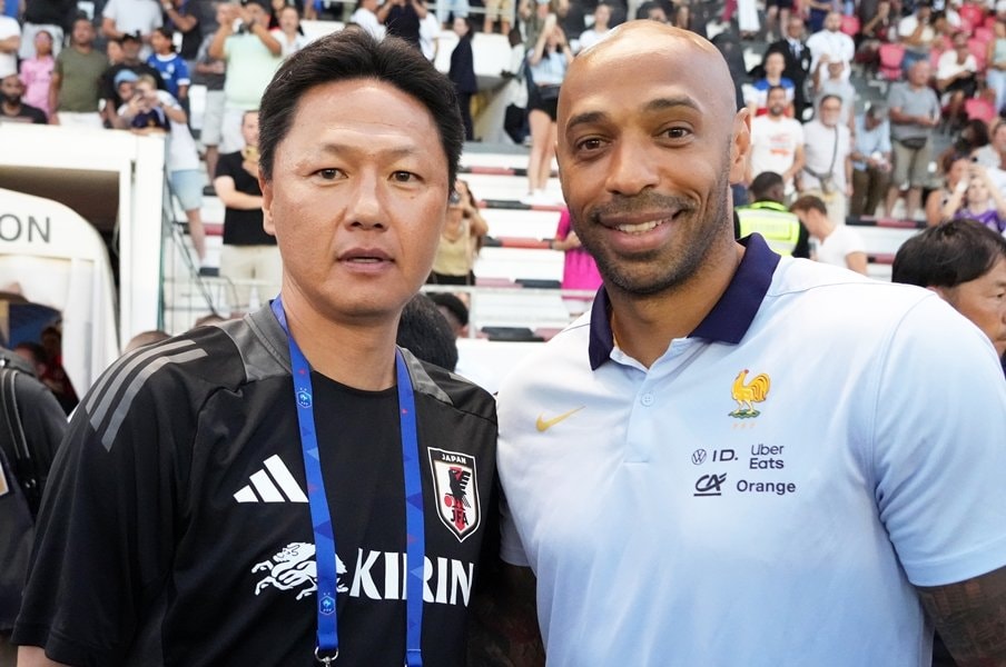 「本当に素晴らしい」パリ五輪世代“アンリ監督の本音評価”をフランス語で聞いた取材記者、驚く「なでしこもフォロー」「我々に問題を…」<Number Web> photograph by Koji Watanabe/Getty Images