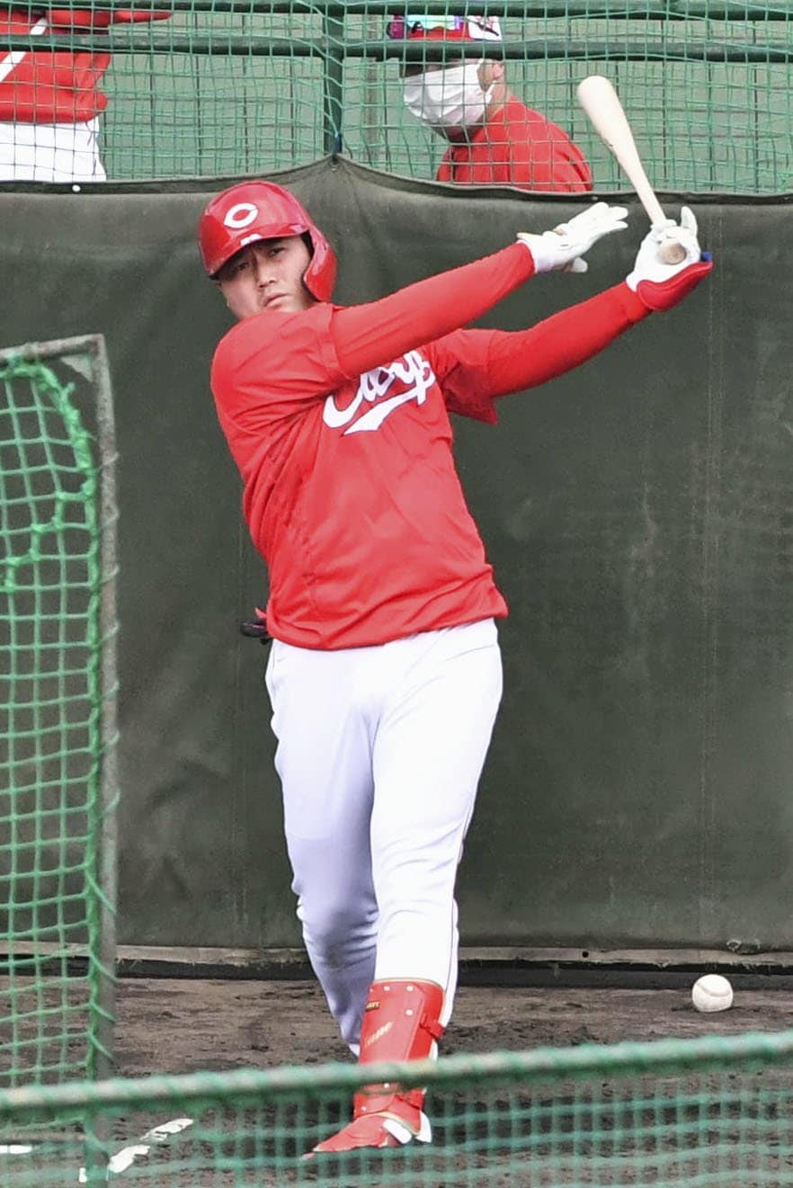 長距離砲として期待がかかる末包。大阪ガス時代は社会人屈指の右のスラッガーとして活躍した25歳