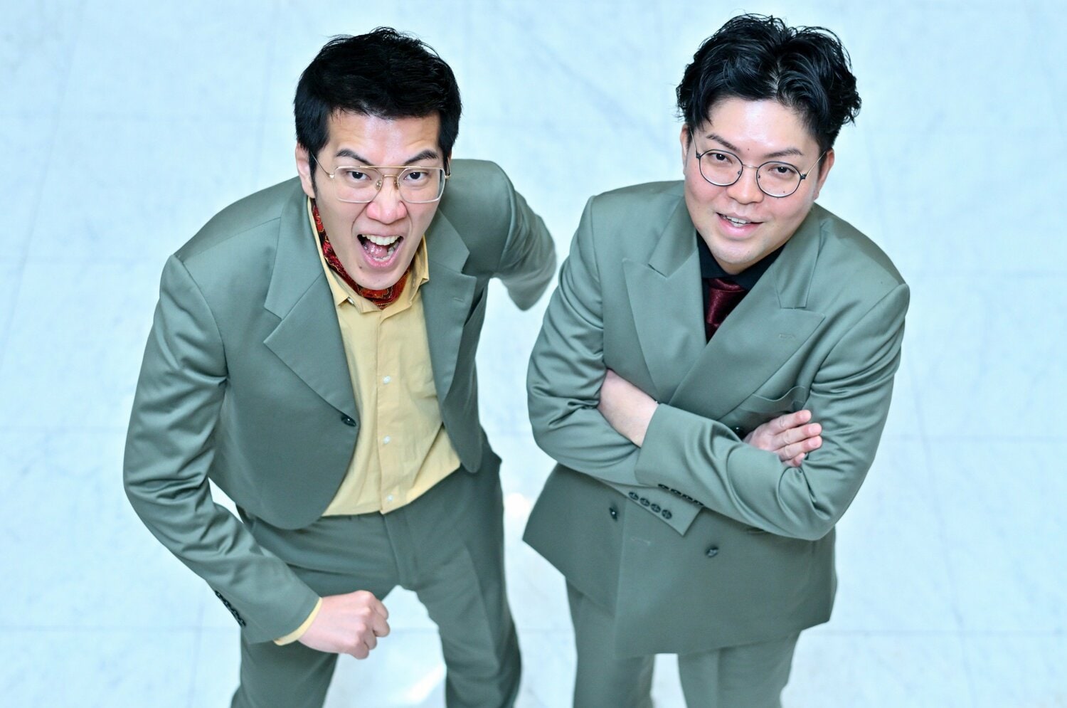 「僕らは10回近く“解散”している」M-1ラストイヤー・ヤーレンズが明かす、売れるまでの不仲期間「“もう解散だ”…1カ月間の空白」＜Number Web＞ photograph by Hideki Sugiyama