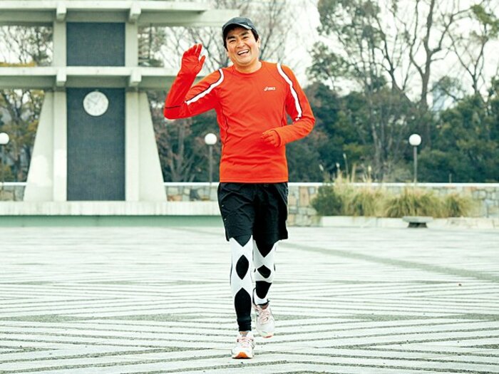 ＜マラソン特別講義＞ 石原良純 「大会前に400kmを走りこむ男」＜Number Web＞ photograph by Asami Enomoto