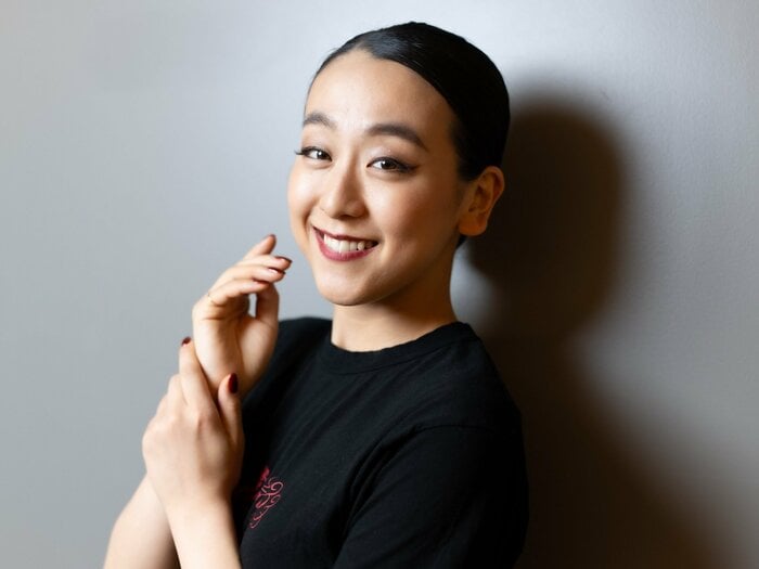 「母への永遠の愛を滑りたいな」浅田真央が明かすアイスショー『Everlasting33』に込めた“愛”「誰も見たことのない景色を届けたい」<Number Web> photograph by Asami Enomoto
