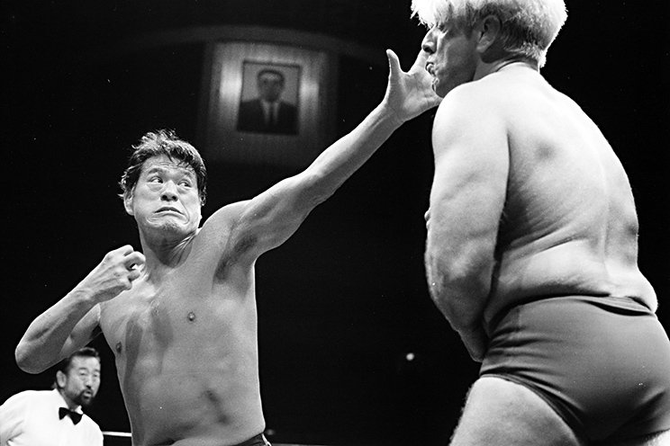 Amazon.co.jp: 【外箱・冊子・カード付】DVD 新日本プロレス Vol