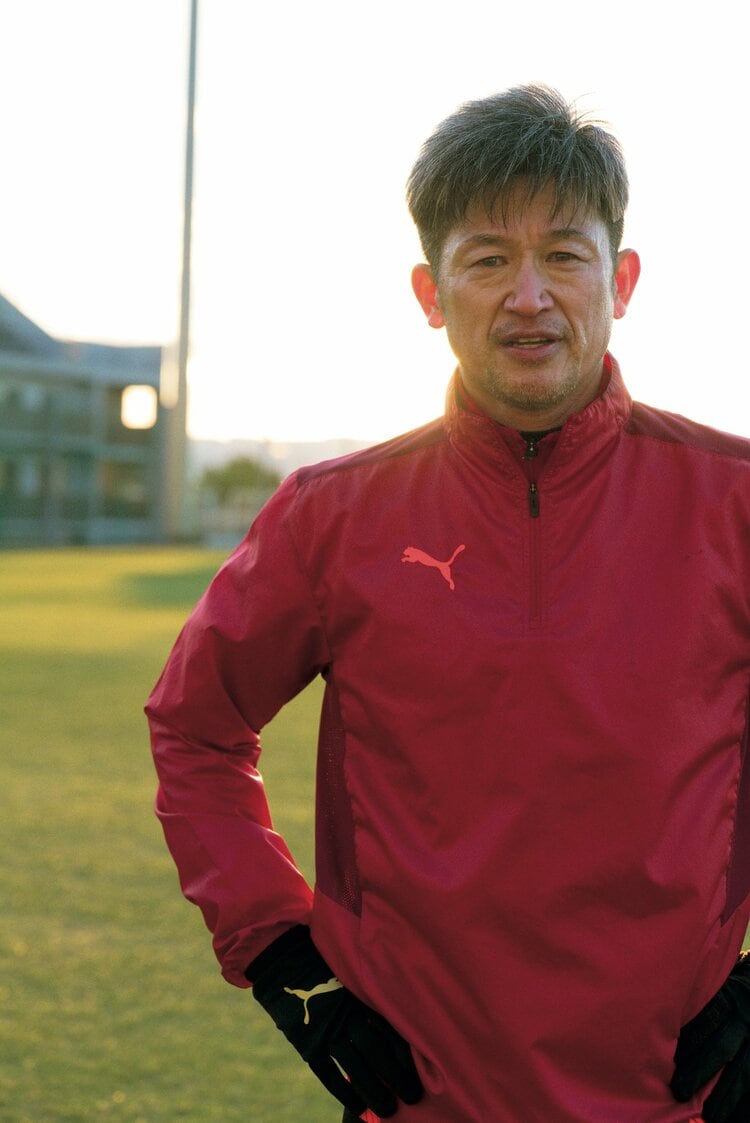 俺を使う監督が一番大変だと思うよ」55歳三浦知良が兄ヤスへ伝えたこと