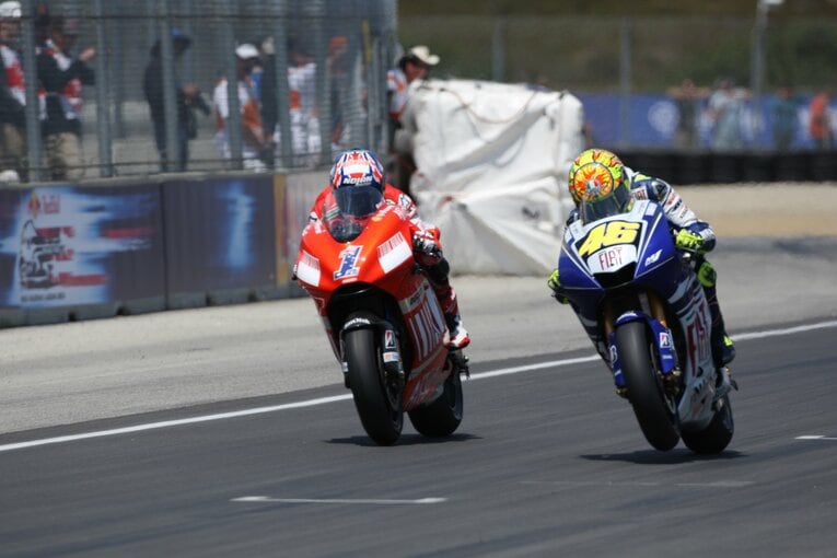 2008年のストーナー（左）とロッシ　©Satoshi Endo