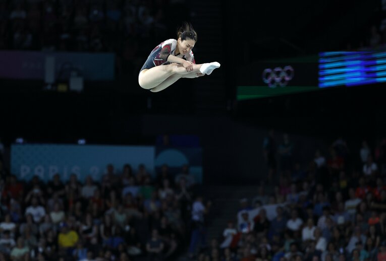 高さのある跳躍を見せた森　©JIJI PRESS