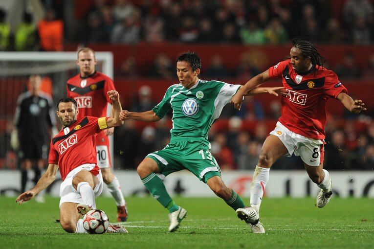 08-09シーズン、CLでのマンチェスター・ユナイテッド戦　©Getty Images