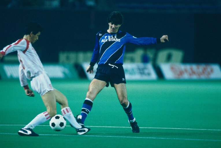 KICK AIDS 88 　落合弘とパオロ・ロッシ（1988年　東京ドーム）　(C)Kazuhito Yamada