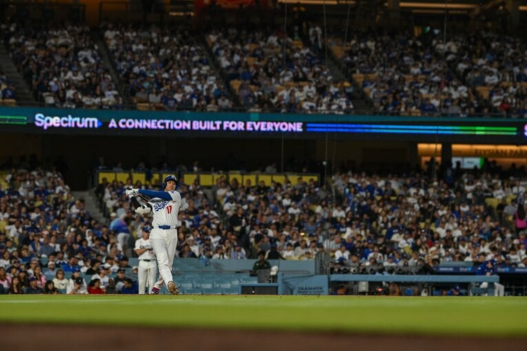 【Numberカメラマンが激写・大谷翔平の愛される日常2025年7月版：全100枚超】ドジャースタジアムの視線を“独り占め”　©Nanae Suzuki