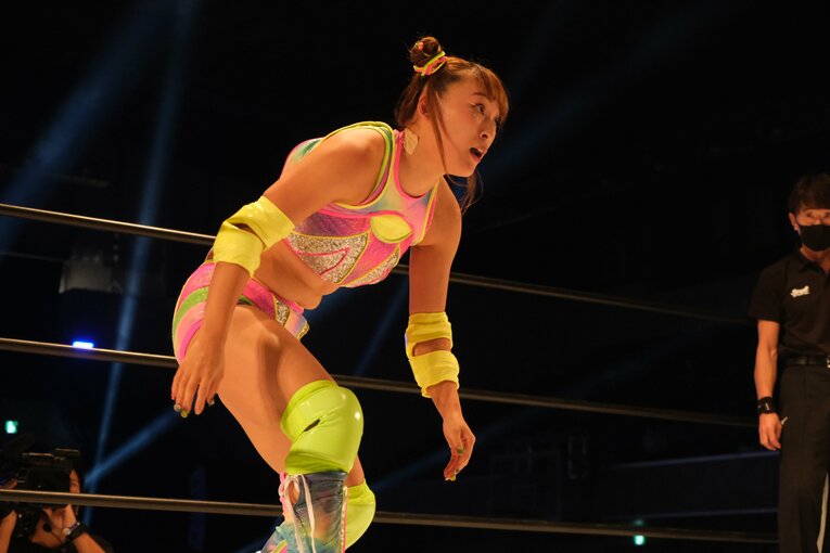 「プレッシャーも凄かったはず」フワちゃんデビュー戦で見えた“プロレスへの本気度”…師匠が明かす舞台裏「100点満点。努力の成果です」(42)