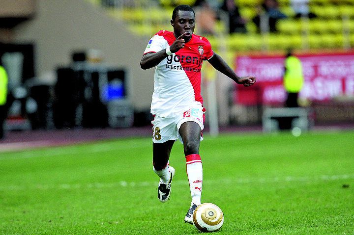 08−09シーズンにはモナコでプレー。プロデビュー以来14ものチームでプレーしたが、戦力として定着することはなかった