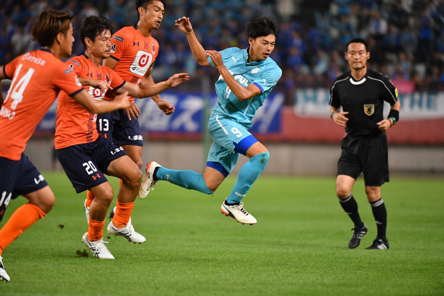 プロを相手にした天皇杯でもインパクトを残した筑波大時代の三笘薫　©︎JFA/AFLO