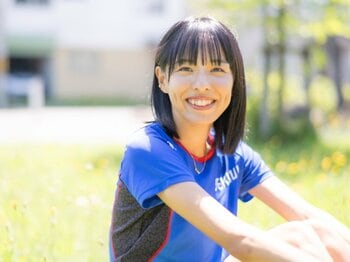 「なぜ立命館じゃダメなんだ」と反対も…名門・諫早の女子高生ランナーは、なぜ“新設陸上部”の大学を選んだのか「伝説を作る側になってみたい」＜Number Web＞ photograph by Nanae Suzuki