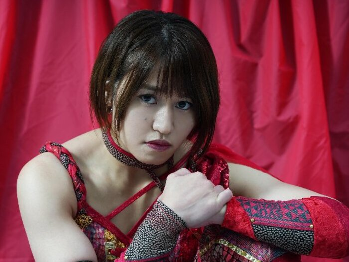 「あんな弱い奴に何ができる、とバカにされ…」デビューから15年、スターダム王者・朱里が女子プロレス大賞に輝くまで《特別グラビア》＜Number Web＞ photograph by Essei Hara