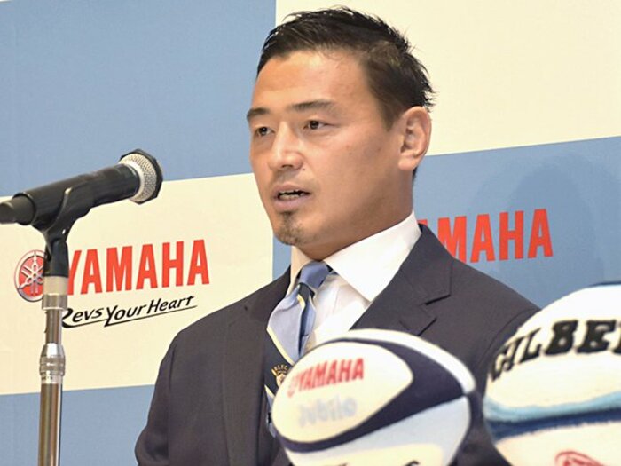 ラグビー五郎丸歩の本音が見えた引退会見 “人を生かす”アタックと震えるほどのタックルをもう一度＜Number Web＞ photograph by Kyodo News
