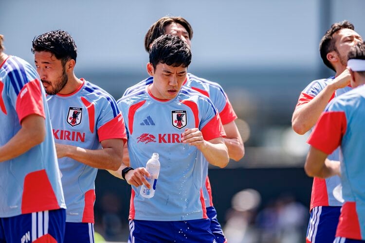 W杯電撃離脱のホンネ「一番つらかった」元日本代表MF遠藤航が旧知記者
