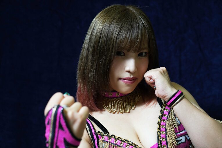 《特別グラビア》“青学卒→グラドルデビュー”で勘当も…スターダム・白川未奈が語った両親への感謝「いつか試合を見に来てほしい」(7)