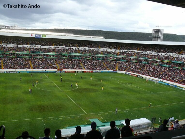 南野拓実、中島翔哉が聞いた大合唱。震災後のU-17W杯で体験した「世界」。(11) ／ photograph by Takahito Ando