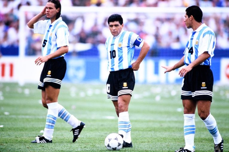 キャプテンとして4度目のW杯に臨んだマラドーナ（1994年W杯）©︎Laci Perenyi/AFLO