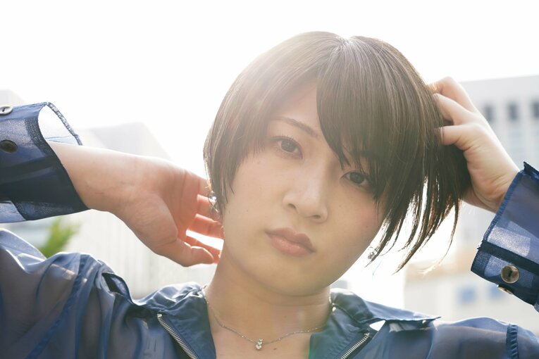 コズエンのなつぽい、中野たむとは「気楽な関係」だと明かす　©Essei Hara