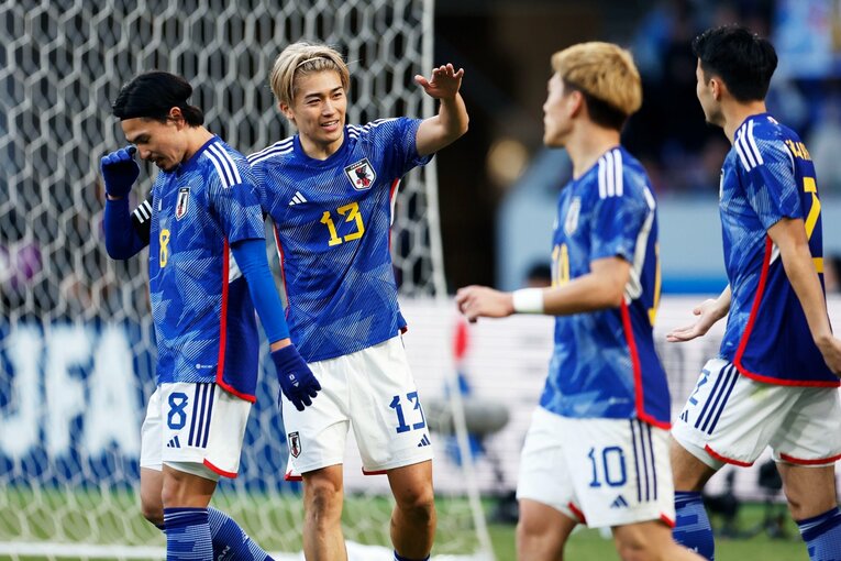 アジア杯日本代表・伊東純也と中村敬斗の“フランスで愛される日常”…日本語で「あなたは私のお気に入り」アジア杯でも期待の両ウイングを撮った(21)