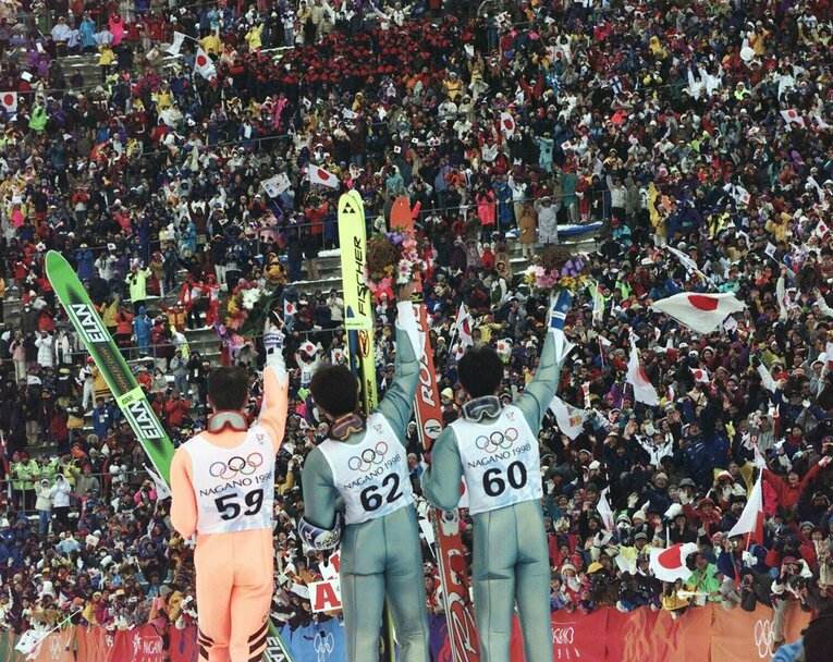 長野五輪個人ラージヒルの表彰式にて　©JIJI PRESS